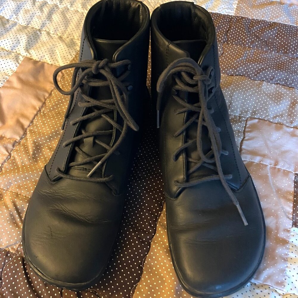 VivoBarefoot Women's Gobi HI IV - Size 9/40